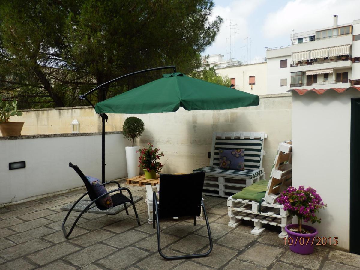 Villa Casa Lauretta - Terrazza - Garage Wifi E Bici Gratuite Lecce Exterior foto